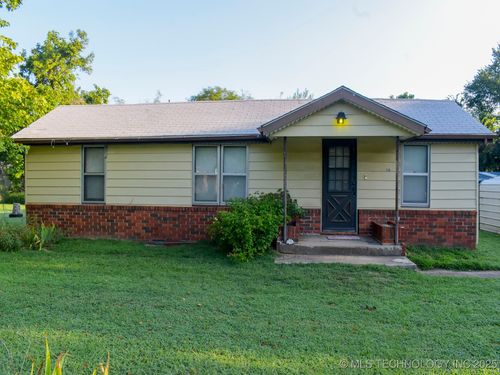 110 W 6th St, Oilton, OK, 74052-6639 | Card Image