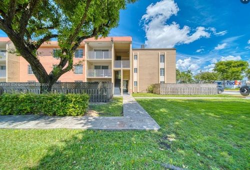 apt-301-5122 Nw 79th Ave, Doral, FL, 33166-4732 | Card Image