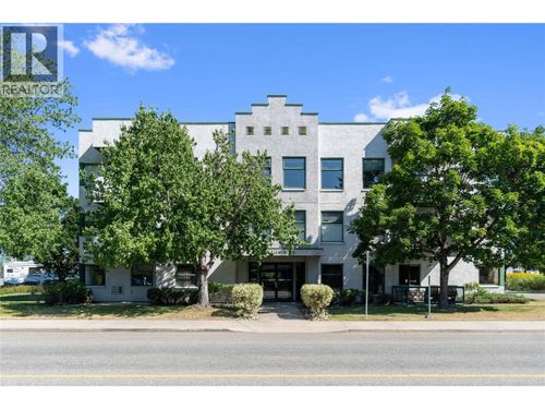 303-851 5 Ave Sw, Salmon Arm, BC, V1E1K2 | Card Image