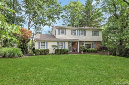 4 Liberty Circle, Clarkstown, NY, 10956 | Card Image