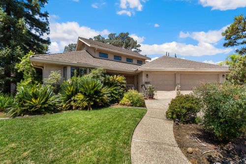 4233 Curragh Oaks Ln, Fair Oaks, CA, 95628-6603 | Card Image