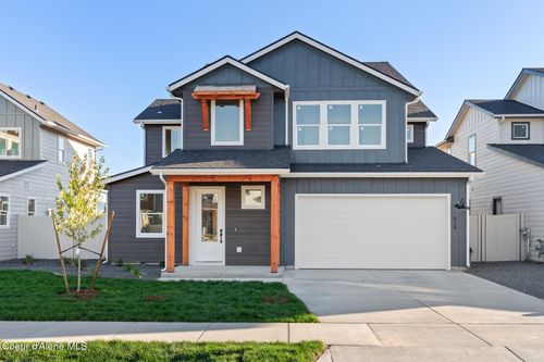 624 Moscow St, Sandpoint, ID, 83864-7450 | Card Image