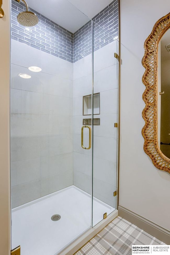 3319 S 209 Th St, Home with 3 bedrooms, 3 bathrooms and 3 parking in Elkhorn NE | Image 64