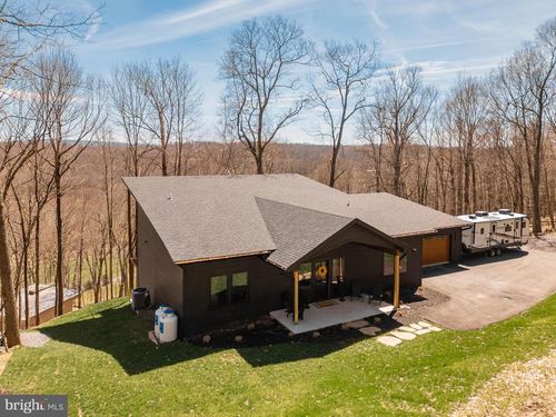 620 Crosby Dr, OAKLAND, MD, 21550-5503 | Card Image