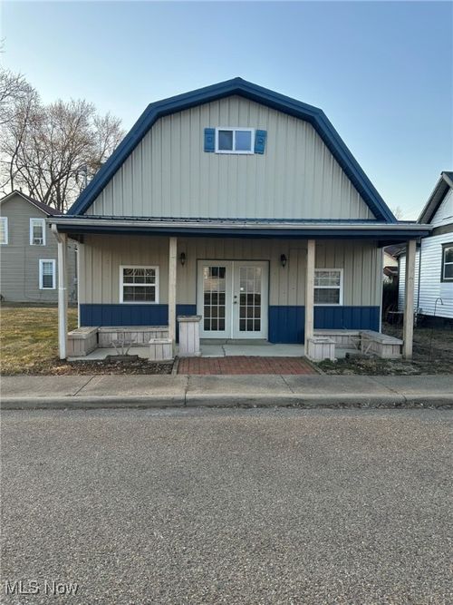 19 E 6th St, Dresden, OH, 43821-9683 | Card Image