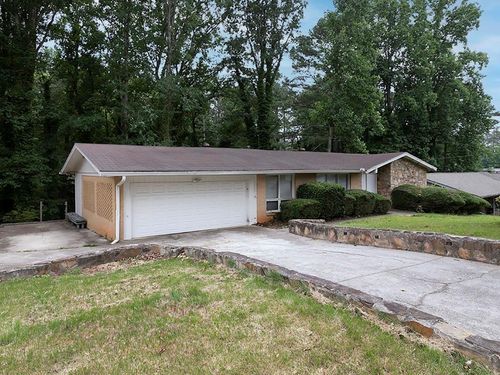 4135 Sunrise Trl, South Fulton, GA, 30349-2533 | Card Image