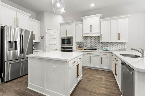 159 Dove Springs Ct, Conroe, TX, 77304-3181 | Card Image