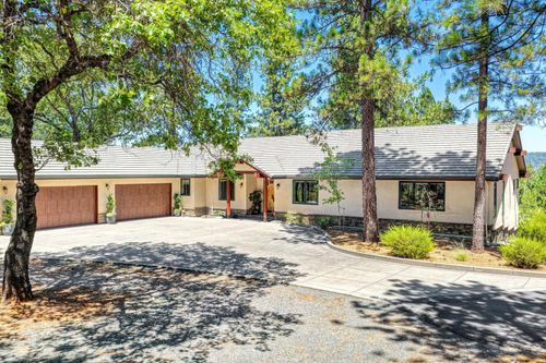 5050 Bella Vista Cir, Foresthill, CA, 95631-9230 | Card Image