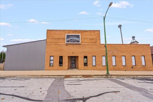 508 W Market St, Steamboat Rock, IA, 50672-7721 | Card Image