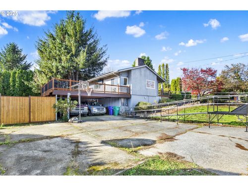 275 Sw Towle Ave, Gresham, OR, 97080-6751 | Card Image