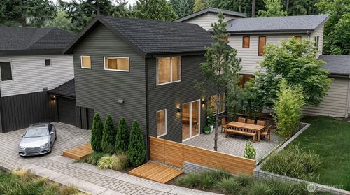 b-11732 38th Ave Ne, Seattle, WA, 98125-5708 | Card Image