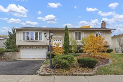 8069 Carlisle Drive, House other with 4 bedrooms, 2 bathrooms and 6 parking in Hanover Park IL | Image 2