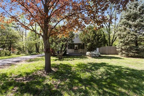 5404 Quivira Rd, Shawnee, KS, 66216-1355 | Card Image