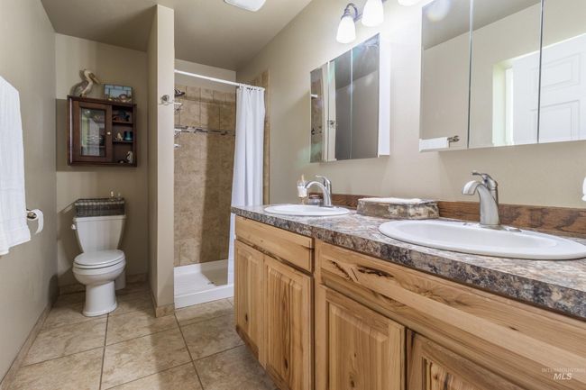 305 3 Rd St, House other with 2 bedrooms, 2 bathrooms and null parking in Juliaetta ID | Image 20