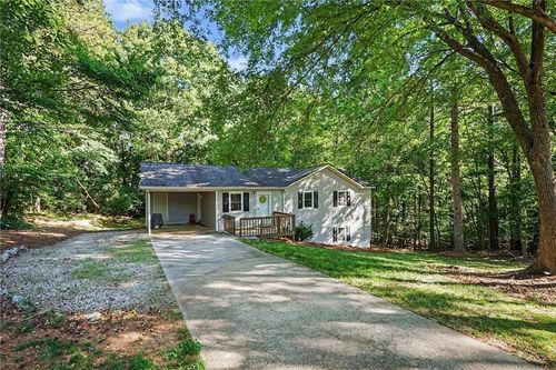 2262 Everett Ct, Loganville, GA, 30052-7411 | Card Image