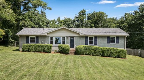 710 Elba Dr, Goodlettsville, TN, 37072-3421 | Card Image