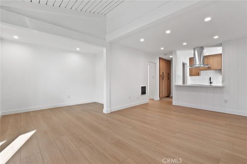 apt-90-1030 W Macarthur Blvd, Santa Ana, CA, 92707-4626 | Card Image