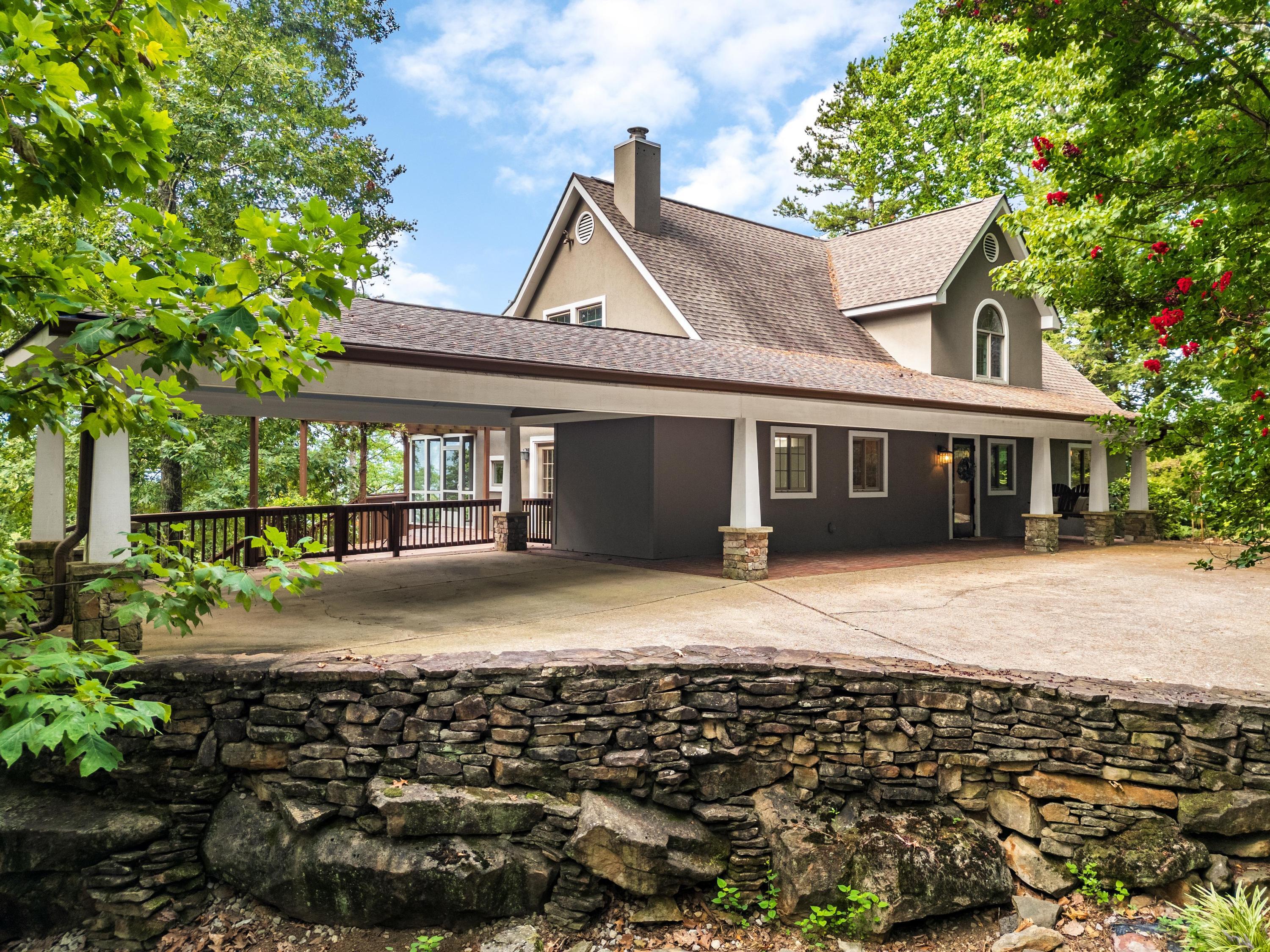 Palisades Rd, Signal Mountain, TN 37377