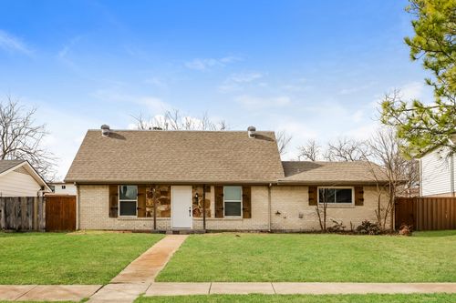 825 Darnel Dr, Mesquite, TX, 75149-5329 | Card Image