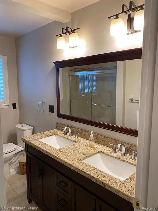 2826 Rhodes Dr, House other with 3 bedrooms, 2 bathrooms and null parking in Troy MI | Image 15