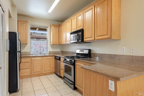 unit-216-965 Doubles Dr, Santa Rosa, CA, 95407-2554 | Card Image