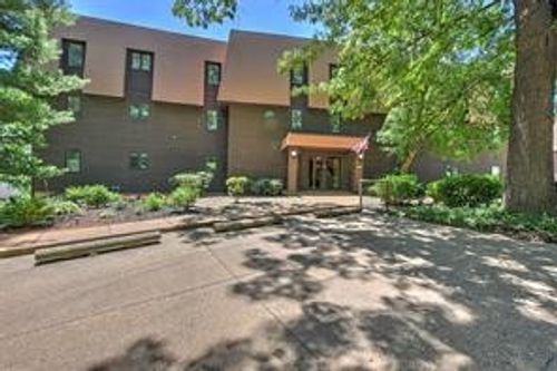apt-2d-899 E Lake Shore Dr, Decatur, IL, 62521-3380 | Card Image
