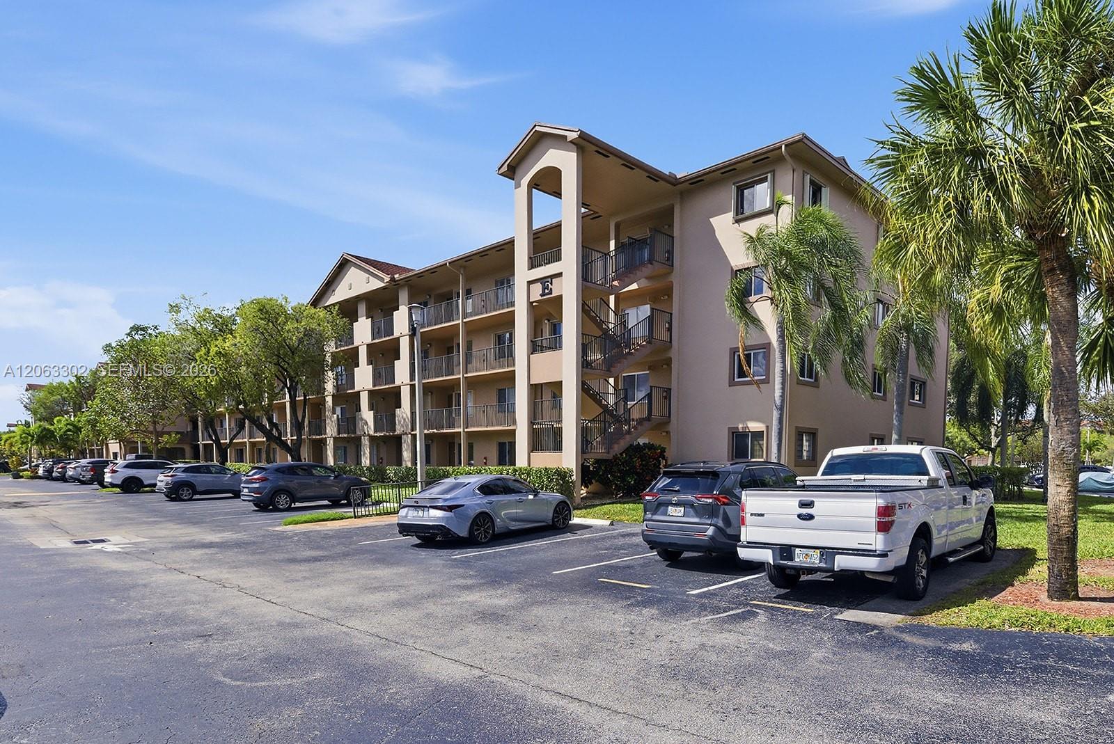 Residential in Pembroke Pines 2