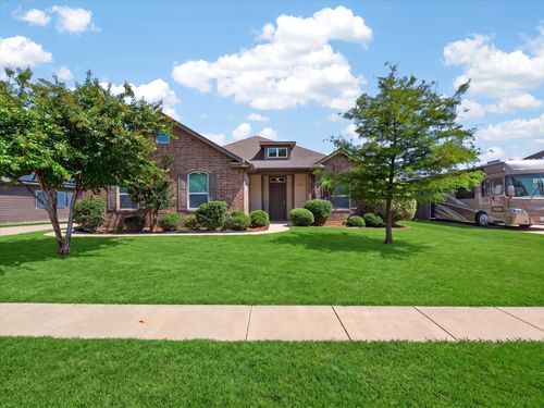 792 E Northside Dr, Pilot Point, TX, 76258-4038 | Card Image