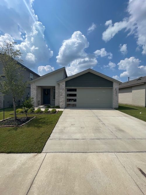 963 Lady Bird Ln, College Station, TX, 77845-1427 | Card Image