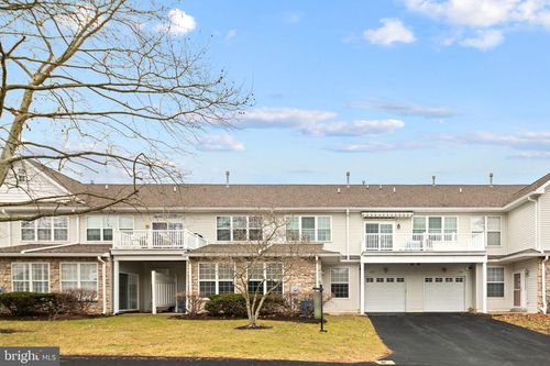 1364 Nicklaus Dr, SPRINGFIELD, PA, 19064-4115 | Card Image