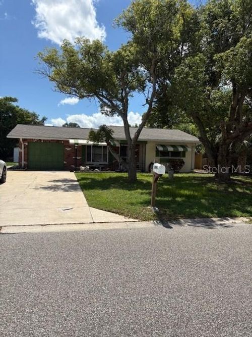 10414 Azalea Dr, PORT RICHEY, FL, 34668-3102 | Card Image