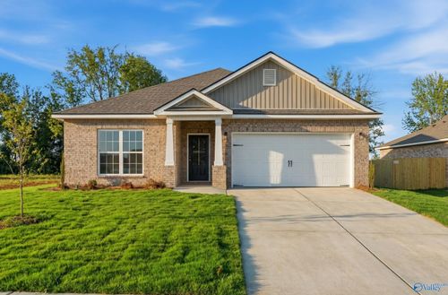 159 Ivy Vine Dr, Toney, AL, 35773-4502 | Card Image