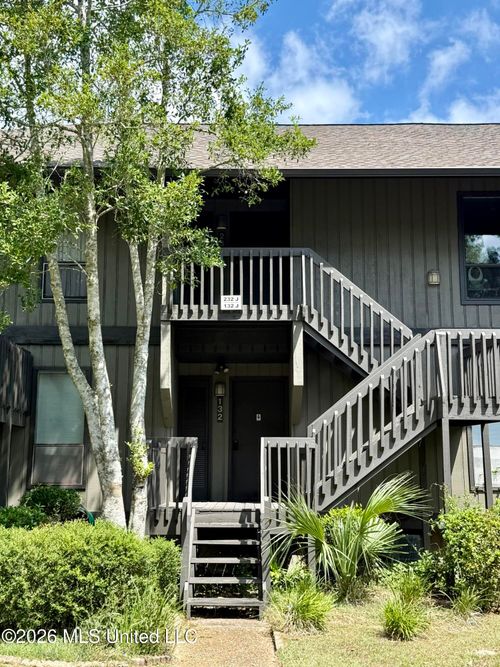 232 Lanai, Diamondhead, MS, 39525 | Card Image