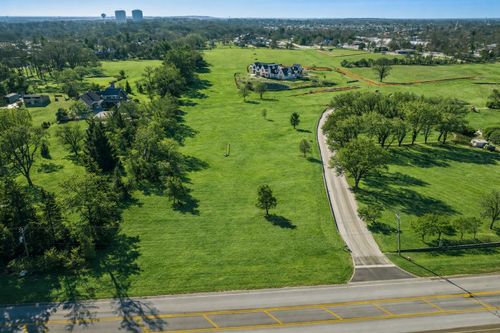 23w731 Hobson Rd, Naperville, IL, 60540-9519 | Card Image