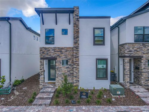 208 Villa Domani Cir, DAVENPORT, FL, 33896-5218 | Card Image