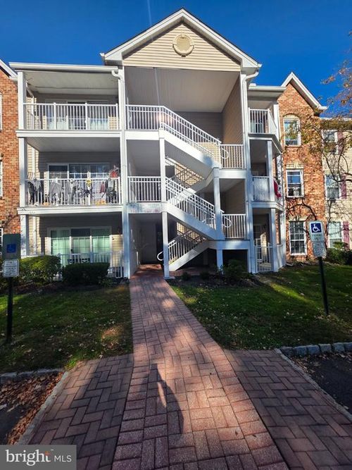 102 Chambord Court, HAMILTON, NJ, 08619 | Card Image