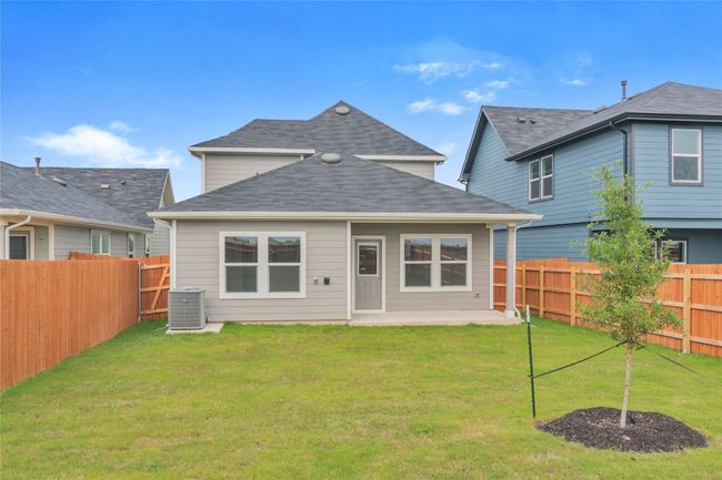 361 Sandringham Loop, House other with 4 bedrooms, 3 bathrooms and 2 parking in Uhland TX | Image 27