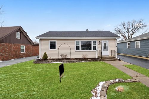7318 W 113th St, Worth, IL, 60482-1712 | Card Image