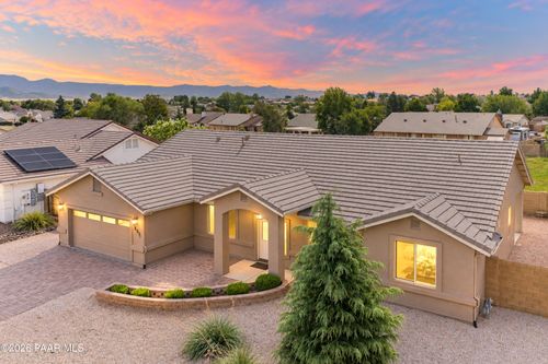 7431 N Outlook Ln, Prescott Valley, AZ, 86315-4588 | Card Image
