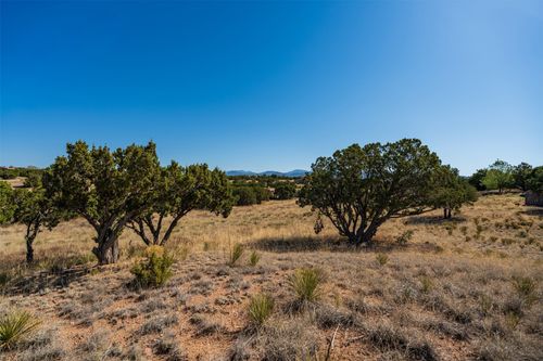 4 Azul Place, Santa Fe, NM, 87508 | Card Image