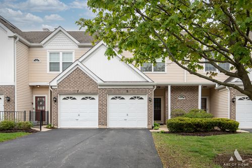 9 Arboretum Dr, Lombard, IL, 60148-7108 | Card Image
