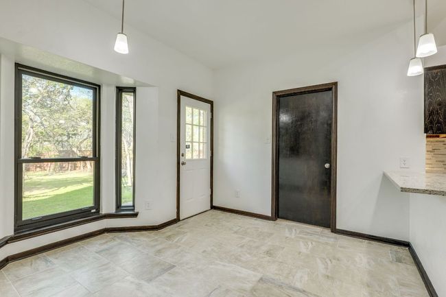 30809 Berry Creek Dr, House other with 4 bedrooms, 3 bathrooms and 6 parking in Georgetown TX | Image 11