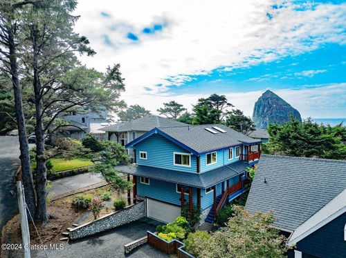  View Point Ter, Cannon Beach, OR, 97110-3237 | Card Image