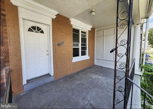 1942 S Ithan St, PHILADELPHIA, PA, 19143-5622 | Card Image