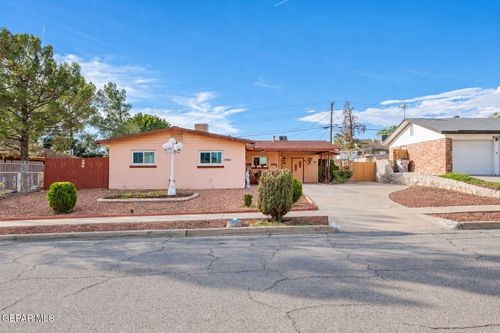 6017 Isabella Dr, El Paso, TX, 79912-5225 | Card Image