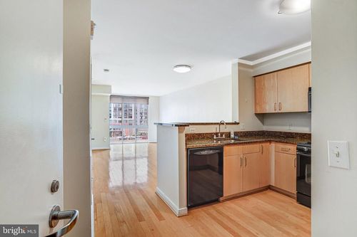 apt-515-1000 New Jersey Ave Se, WASHINGTON, DC, 20003-3361 | Card Image