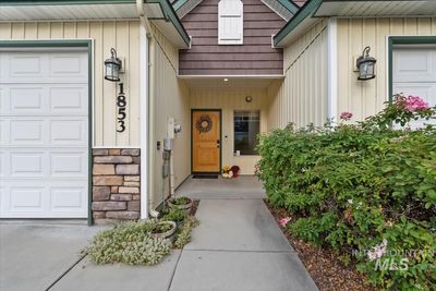 1853 S Kamiah Lane, Townhouse with 3 bedrooms, 3 bathrooms and 2 parking in Boise ID | Image 2