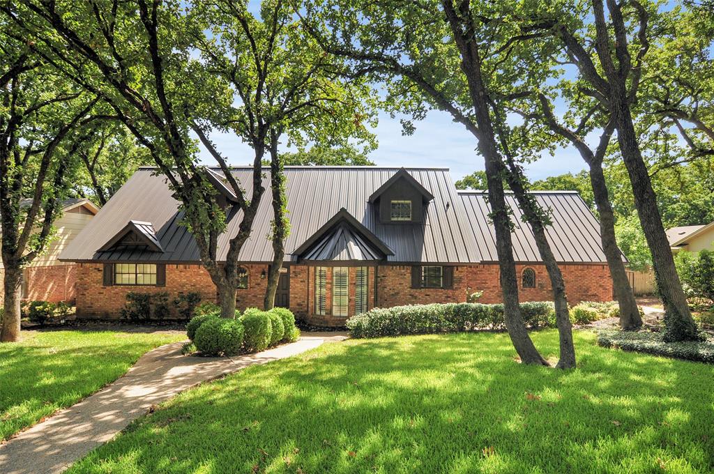 Coolidge Dr, Arlington, TX 76011