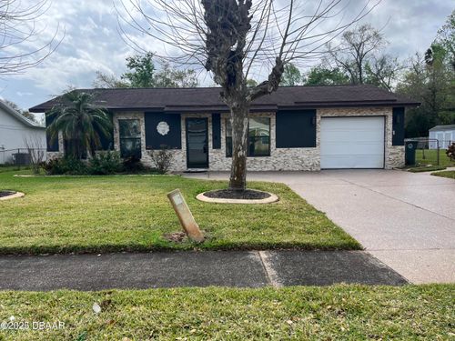 932 Lora St, DAYTONA BEACH, FL, 32114-5828 | Card Image