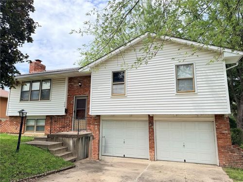 204 W Lee St, Butler, MO, 64730-1130 | Card Image